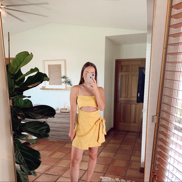 Dress - Picture 1 of 1